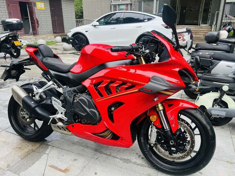 二手QJMOTOR赛800