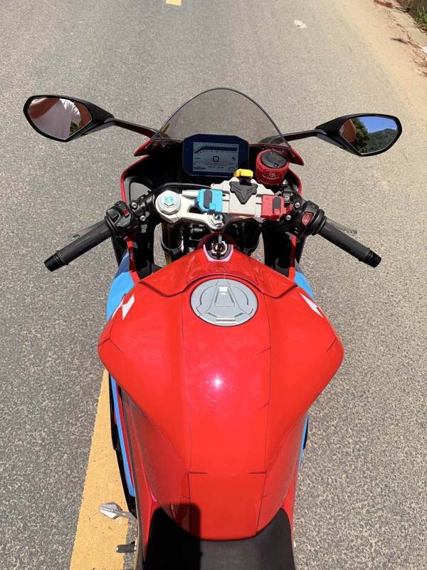 二手张雪机车500RR