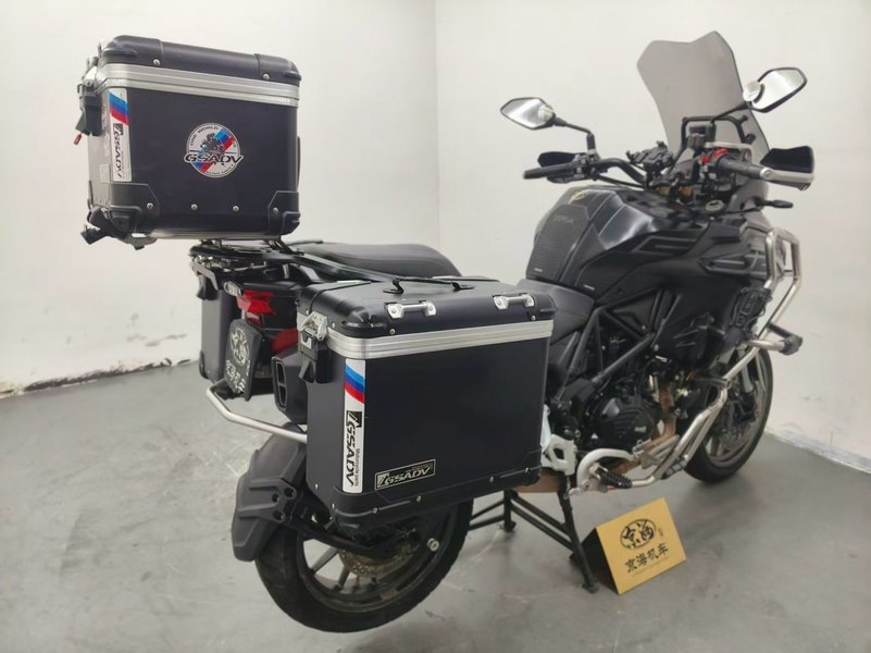 二手贝纳利TRK552