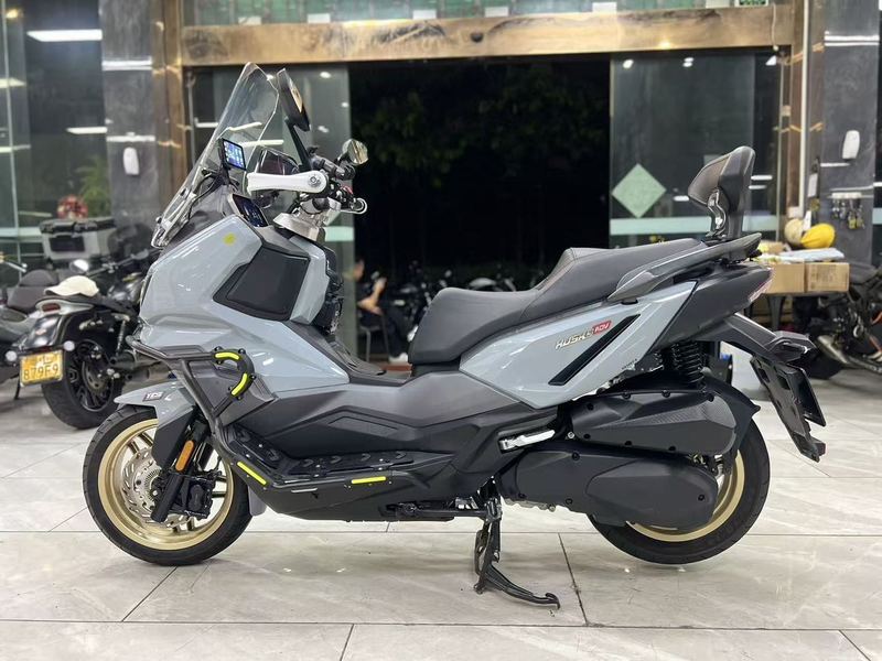 二手三阳哈士奇 Husky ADV300