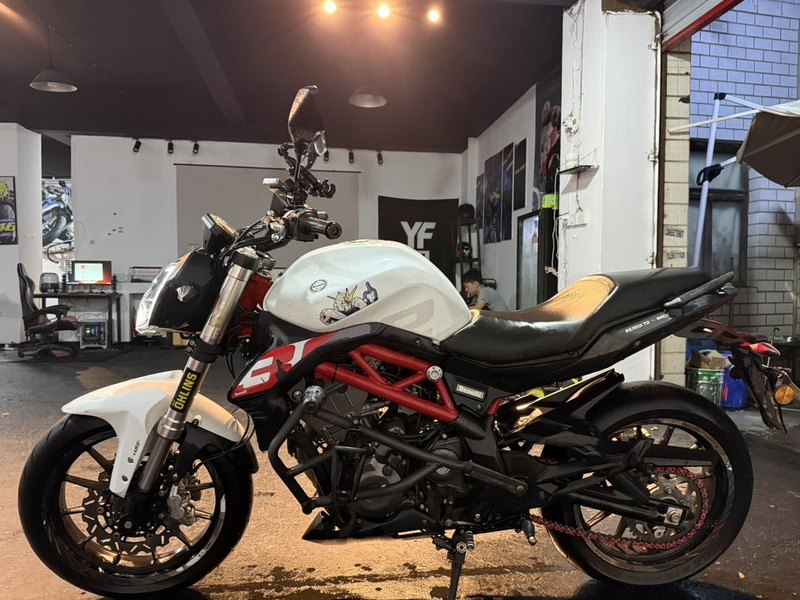 二手贝纳利蓝宝龙 BN302S