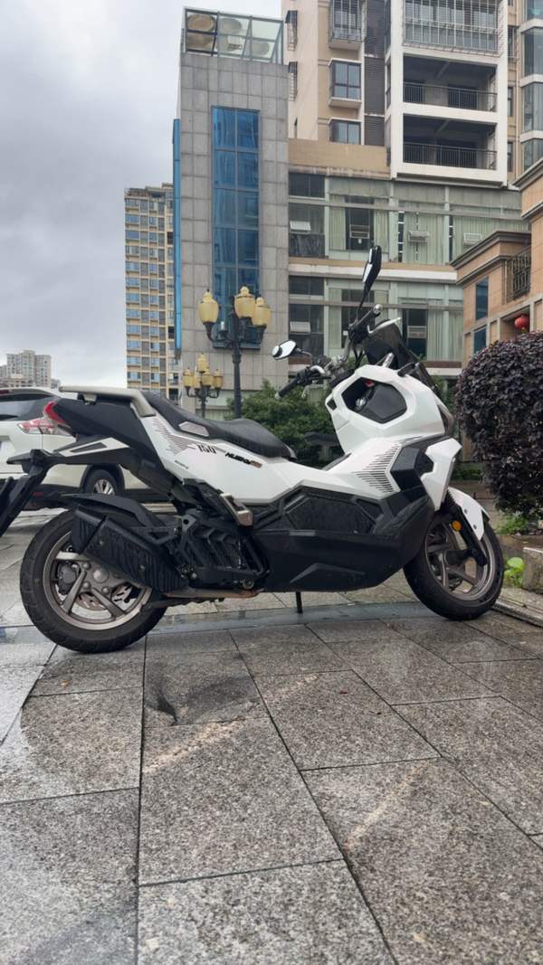 二手三阳哈士奇 Husky ADV150
