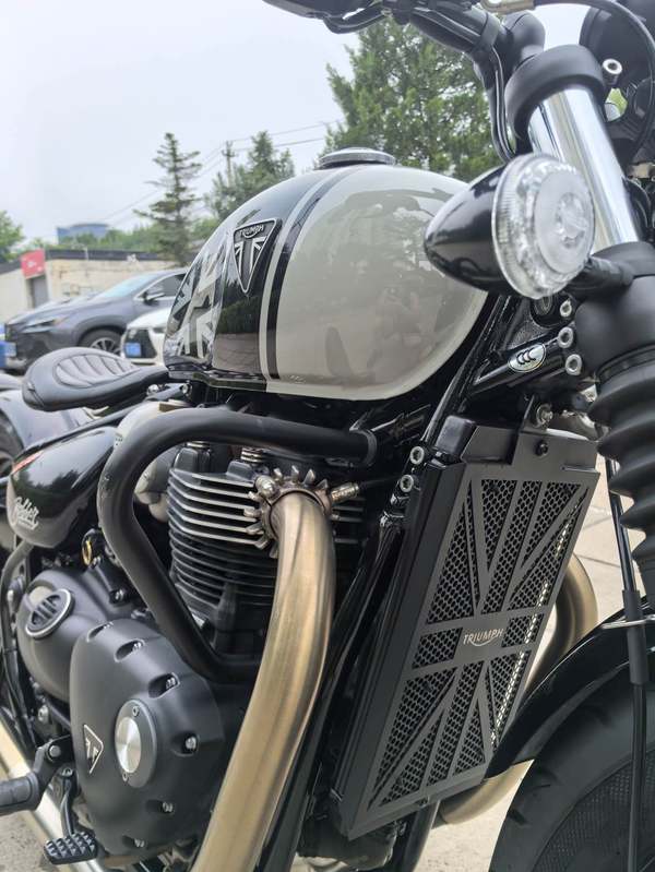 二手凯旋Bonneville Bobber