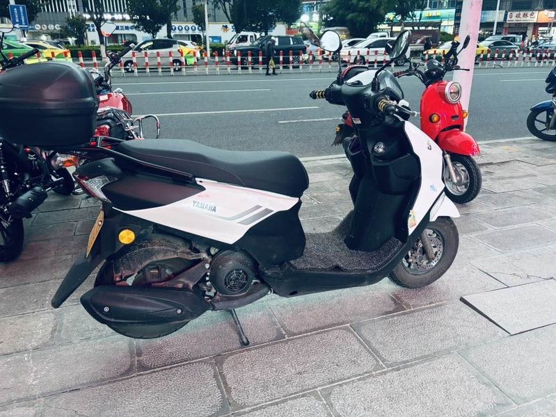 二手建设雅马哈旭鹰125