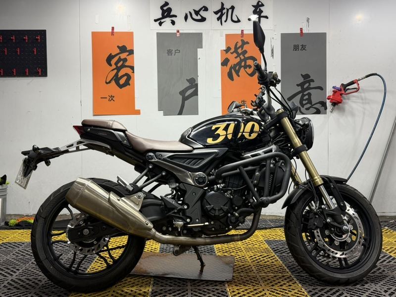 二手无极300AC