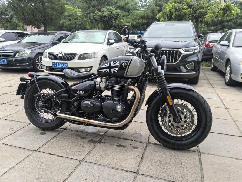 二手凯旋Bonneville Bobber