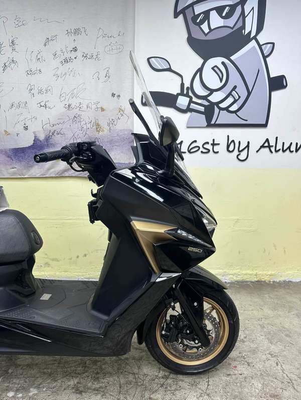 二手光阳赛艇 ST250