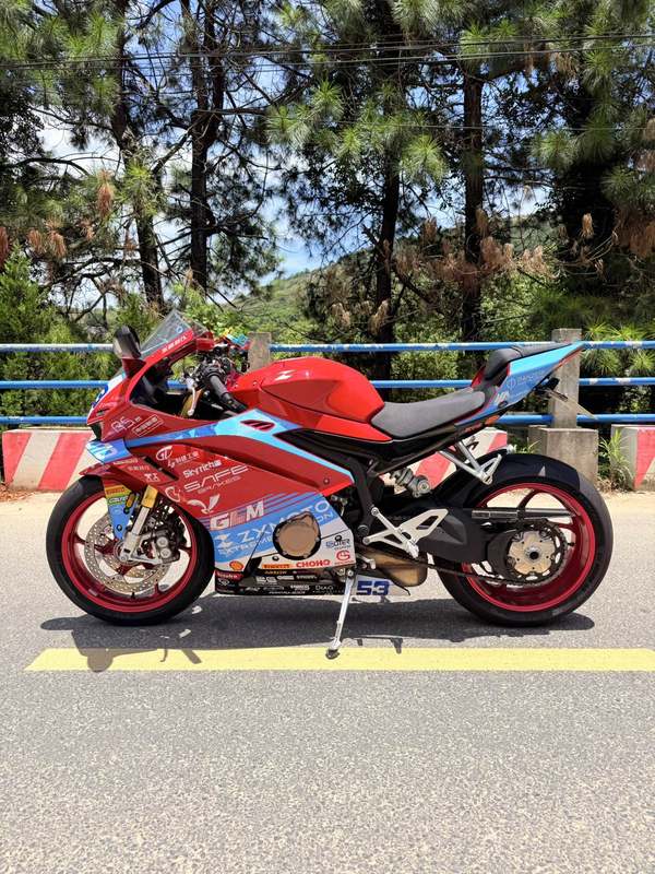 二手张雪机车500RR
