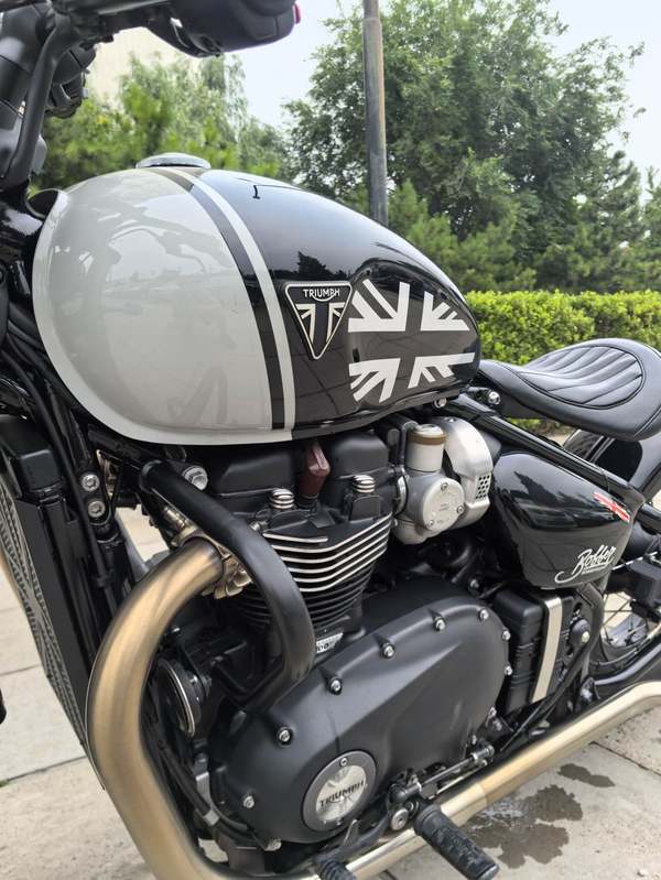 二手凯旋Bonneville Bobber