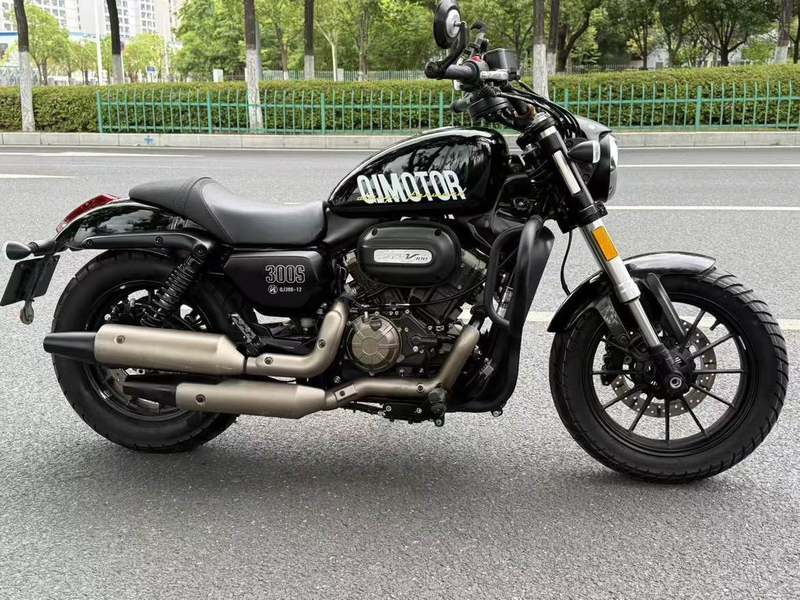 二手QJMOTOR闪300