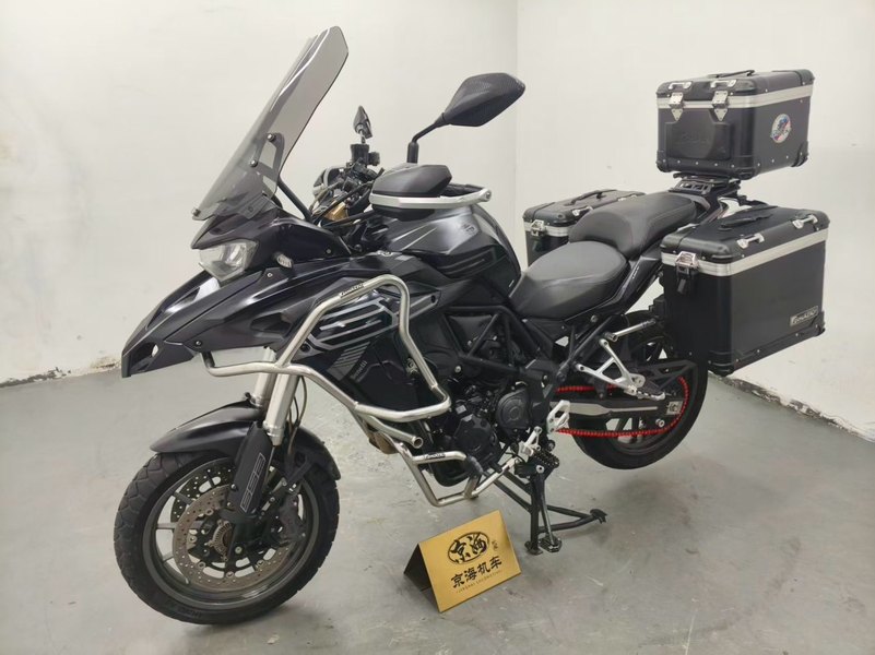二手贝纳利TRK552