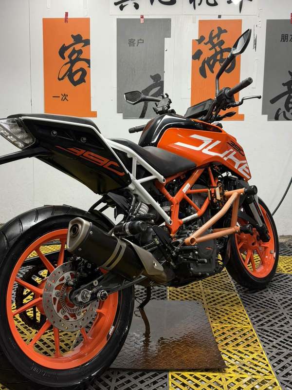 二手KTMR2R390 Duke
