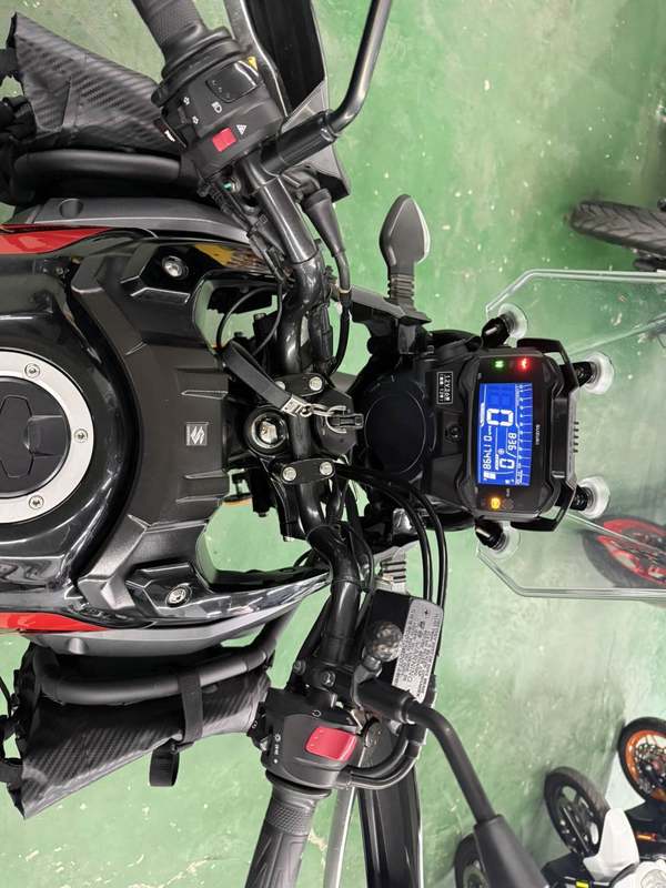 二手豪爵铃木DL250