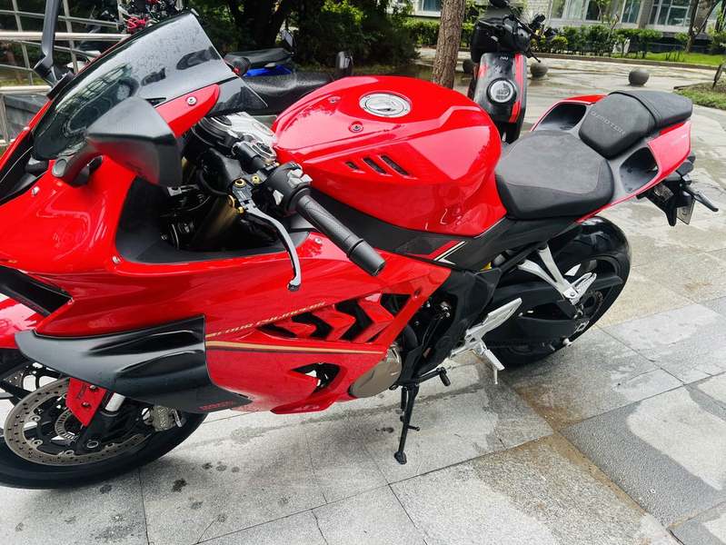 二手QJMOTOR赛800