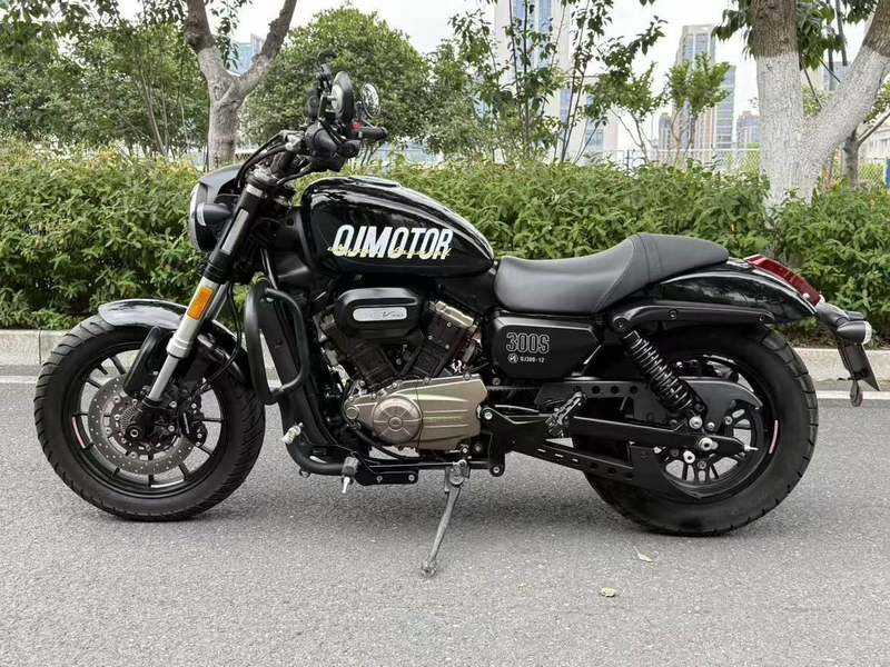 二手QJMOTOR闪300