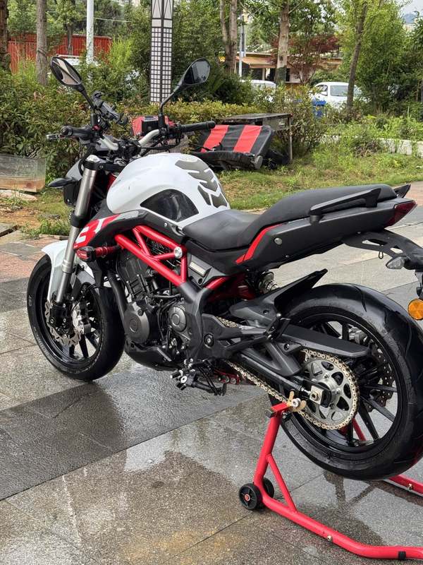 二手贝纳利蓝宝龙 BN302S