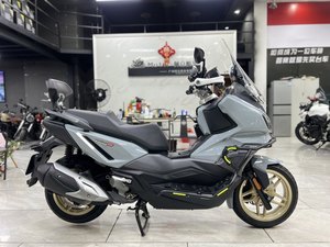 二手三阳哈士奇 Husky ADV300