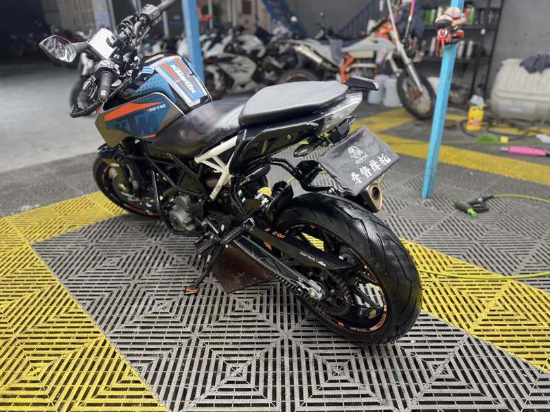 二手KTMR2R390 Duke