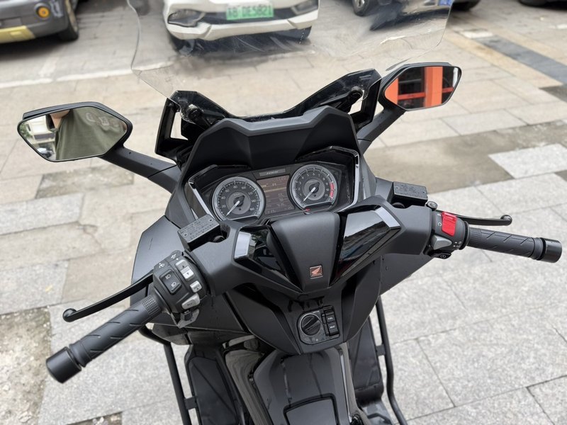 二手本田NSS350
