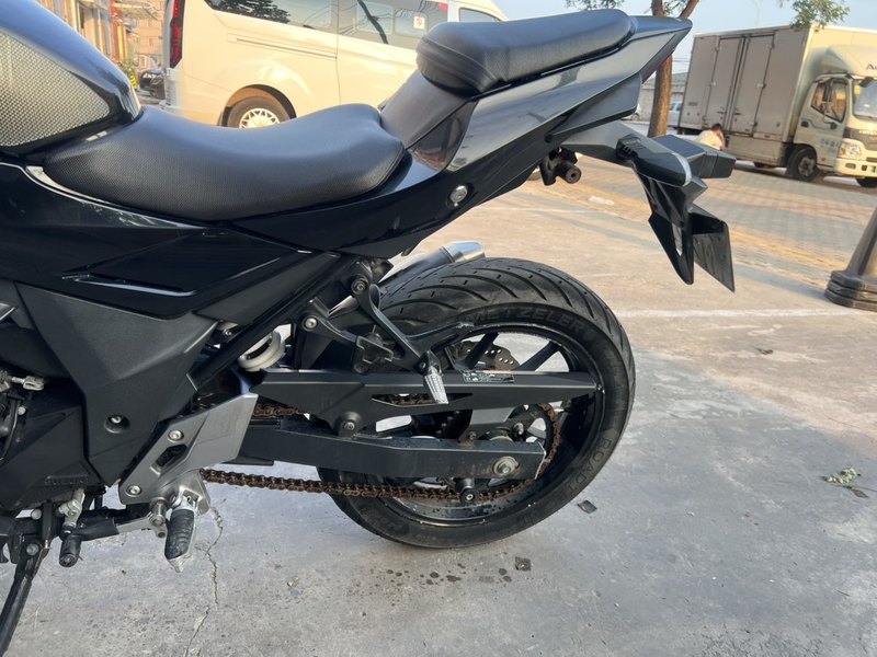 二手豪爵铃木GSX250R
