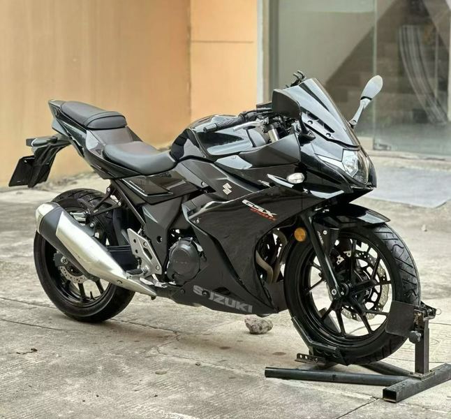 二手豪爵铃木GSX250R