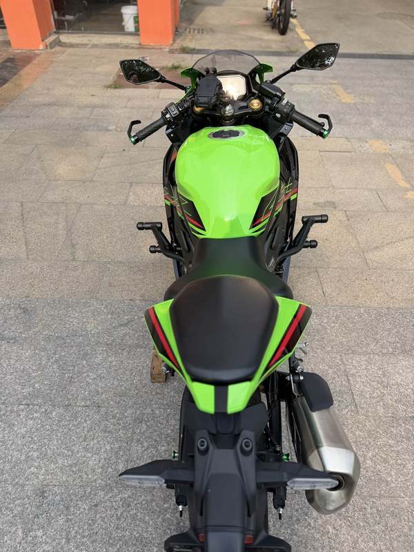 二手川崎ZX-4R