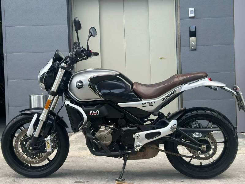 二手QJMOTOR逸550