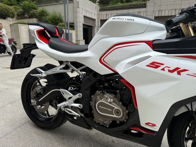 二手QJMOTOR赛421