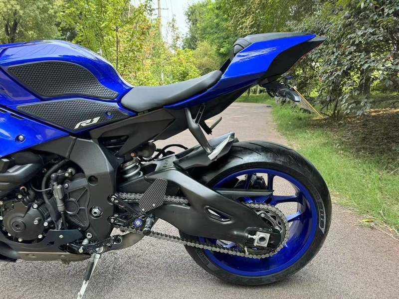 二手雅马哈YZF-R1