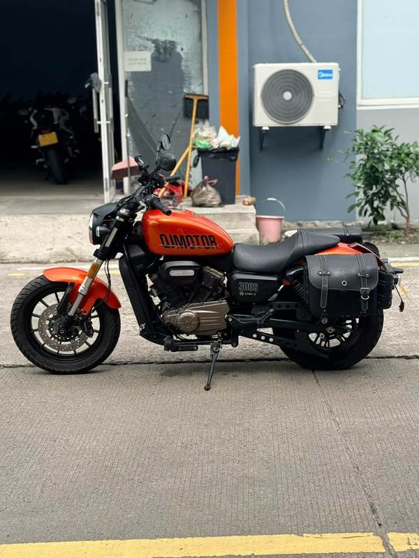 二手QJMOTOR闪300