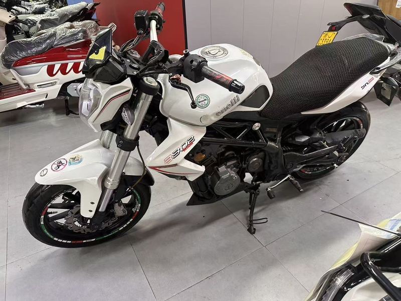 二手贝纳利蓝宝龙 BN302S