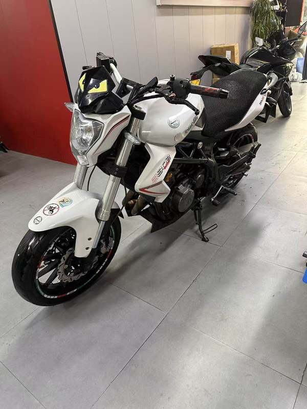 二手贝纳利蓝宝龙 BN302S