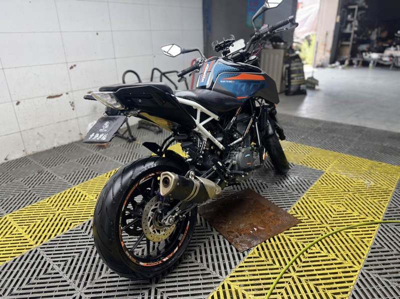 二手KTMR2R390 Duke