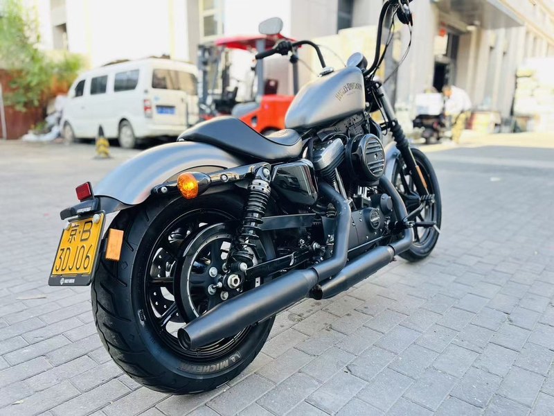 二手哈雷戴维森硬汉 lron 1200