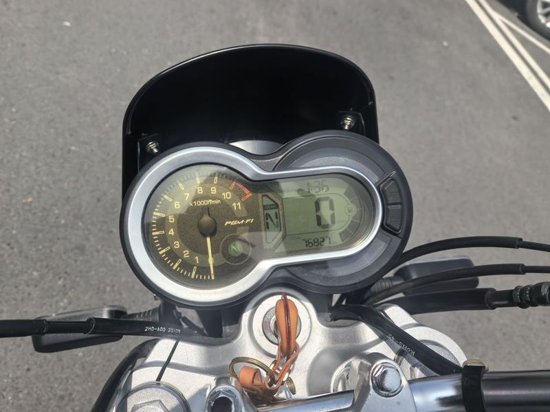 二手五羊本田鸷道 CB190SS