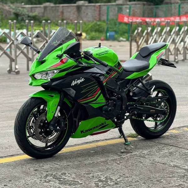 二手川崎ZX-4R