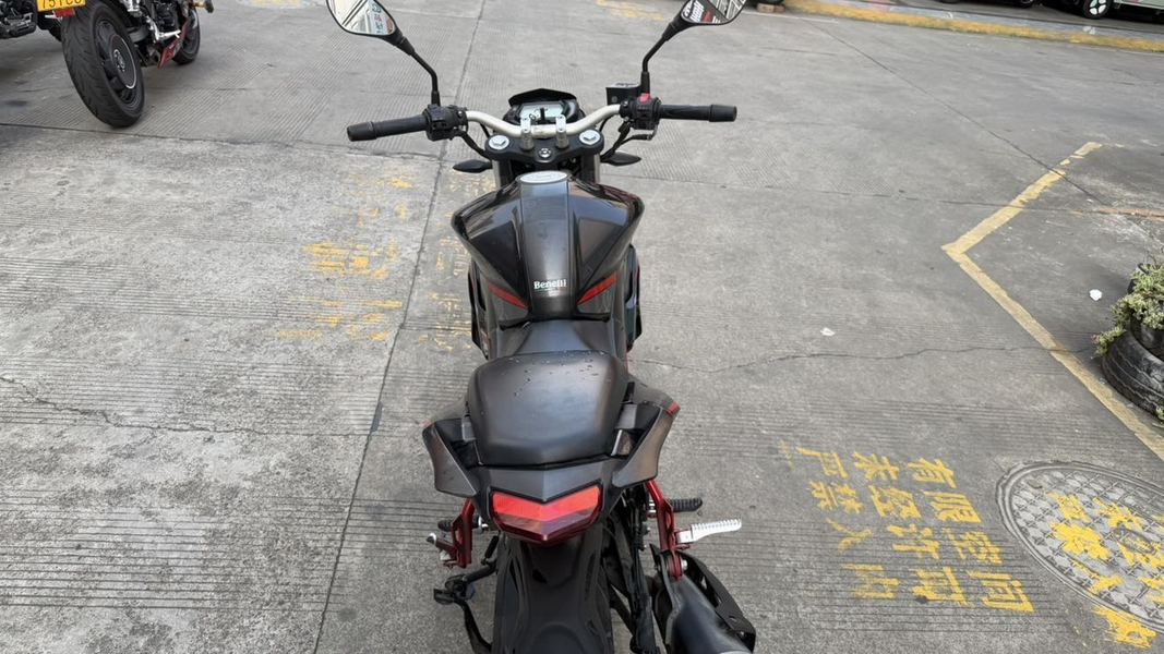二手贝纳利红宝龙 TNT150i