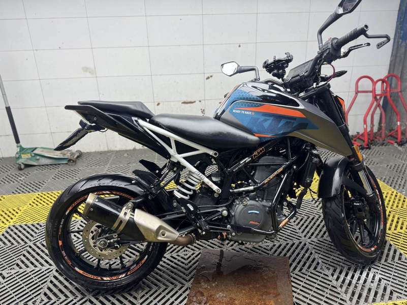二手KTMR2R390 Duke