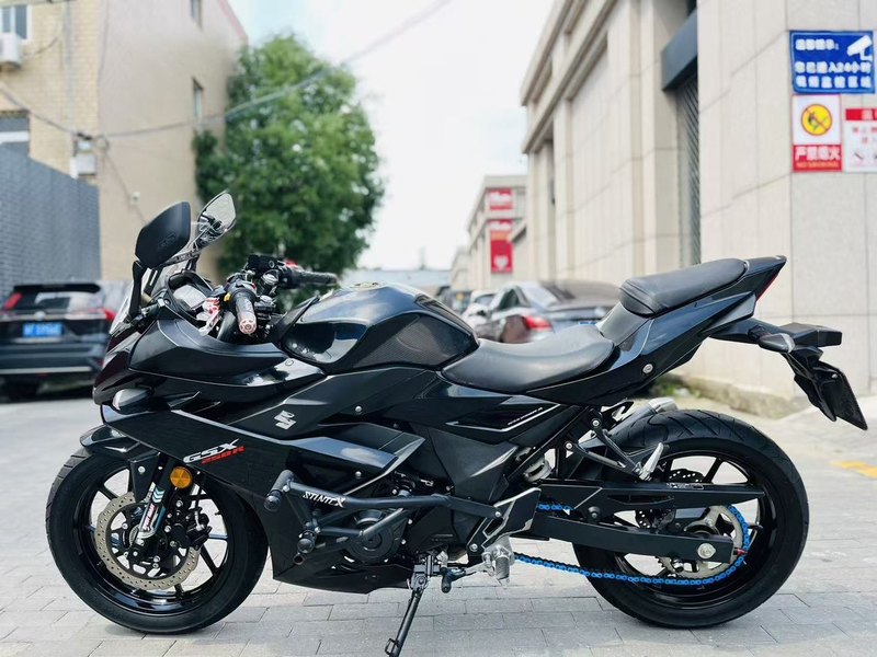 二手豪爵铃木GSX250R