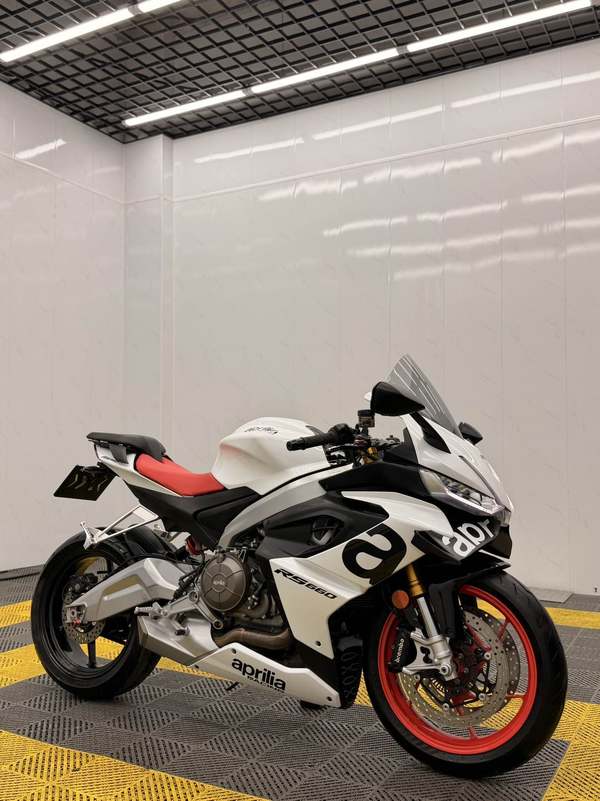 二手阿普利亚RS 660 