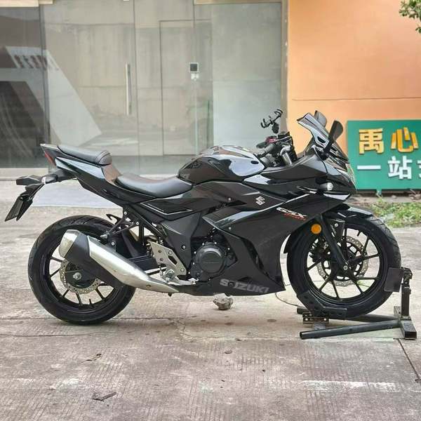 二手豪爵铃木GSX250R