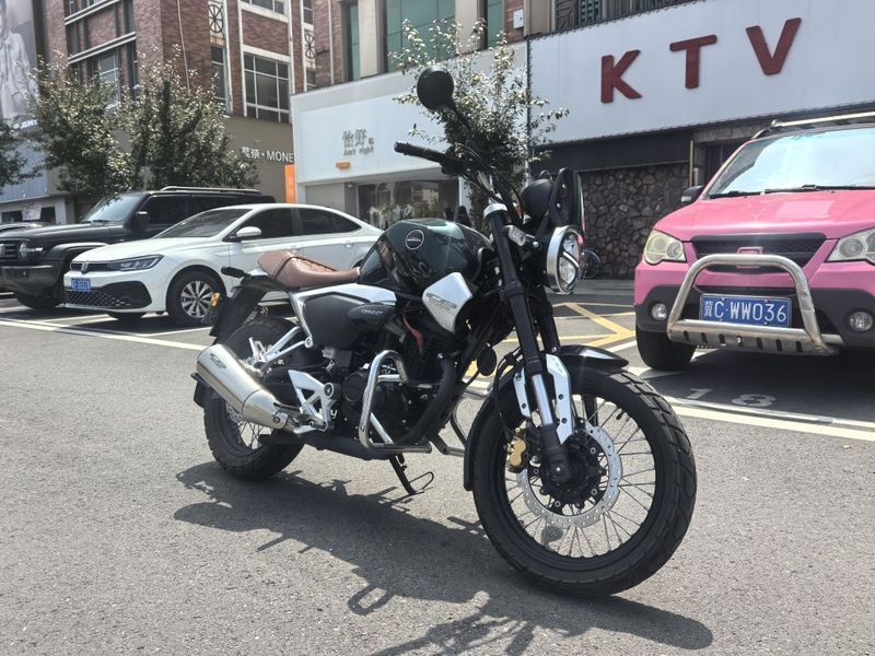 二手五羊本田鸷道 CB190SS