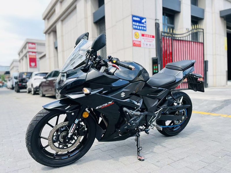 二手豪爵铃木GSX250R