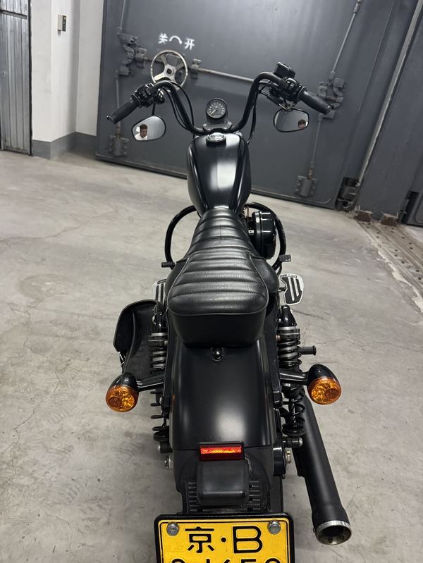 二手哈雷戴维森Iron883 硬汉