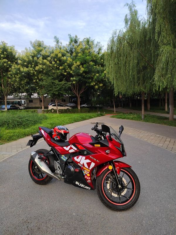 二手豪爵铃木GSX250R