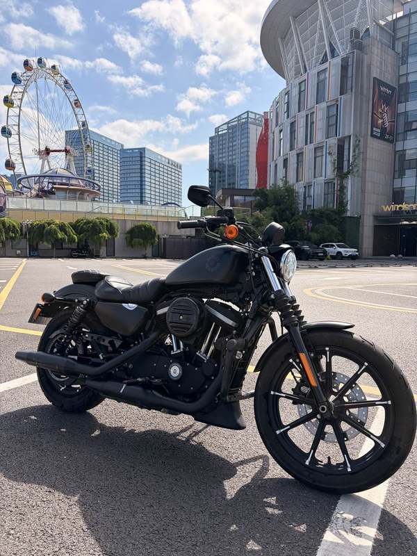 二手哈雷戴维森Iron883 硬汉