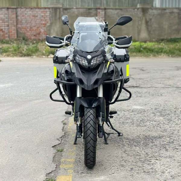 二手贝纳利金鹏 TRK502