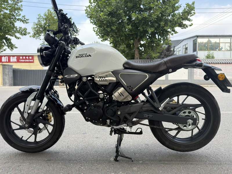 二手五羊本田鸷道 CB190SS