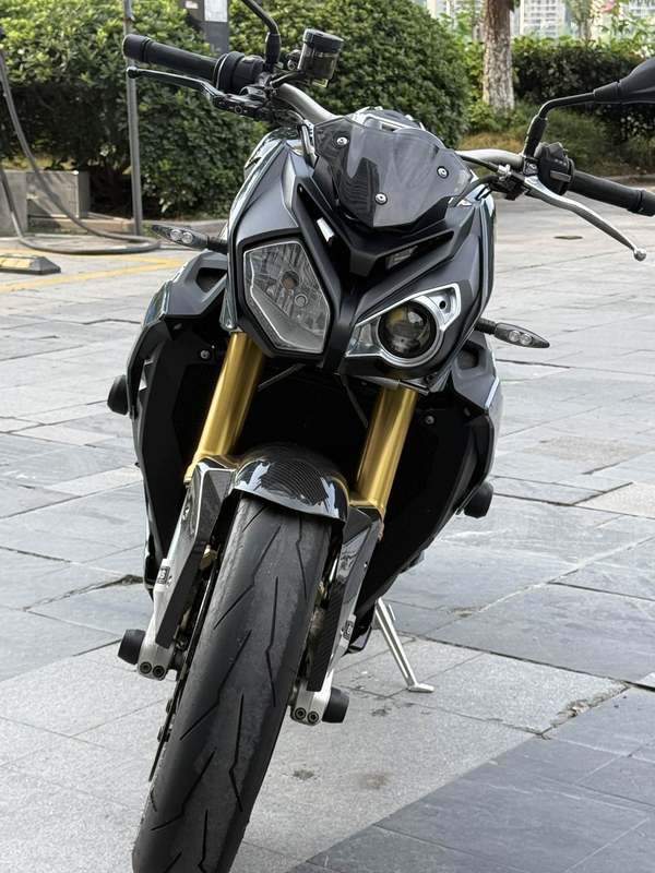 二手宝马S 1000 R