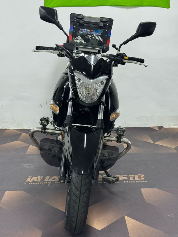 二手豪爵铃木骊驰 GW250